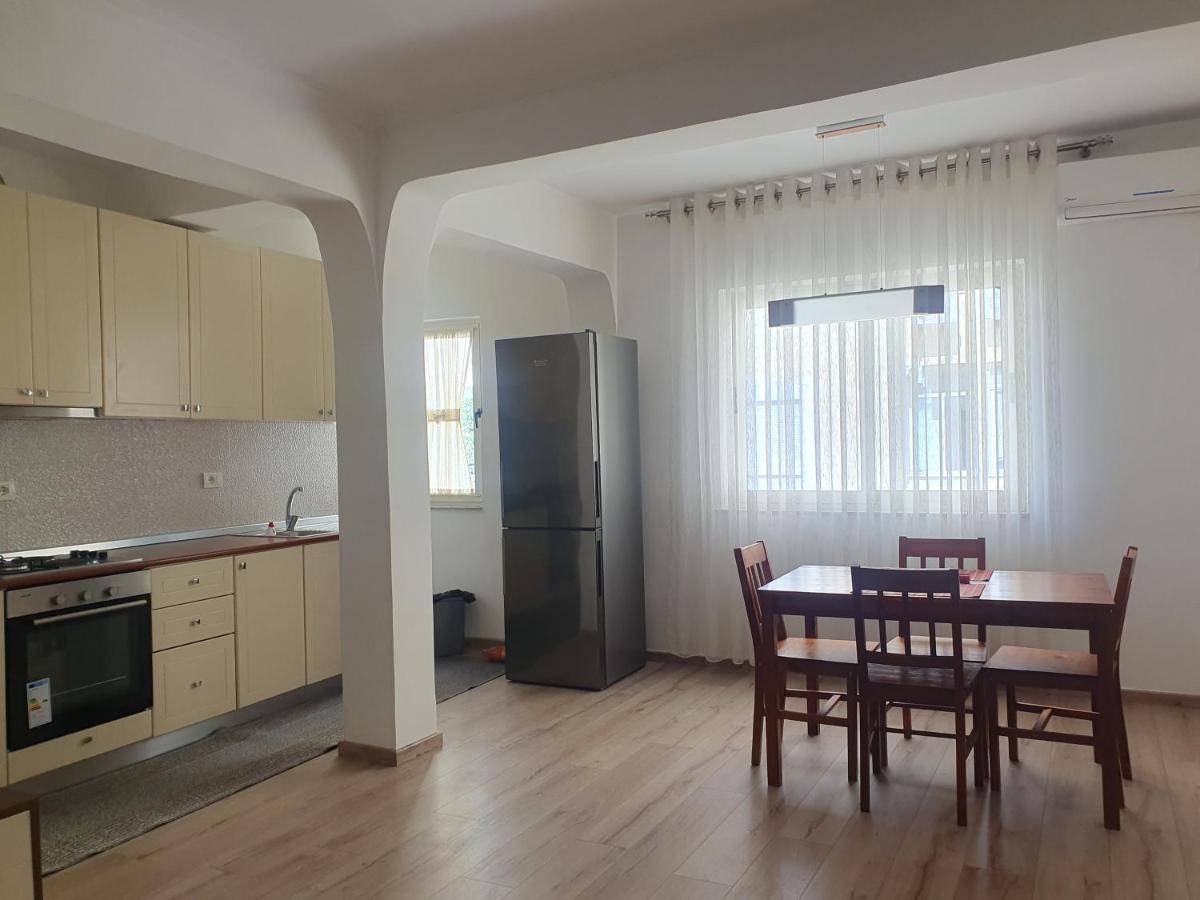 Apartment In The Heart Of Tirana , Bllok Εξωτερικό φωτογραφία